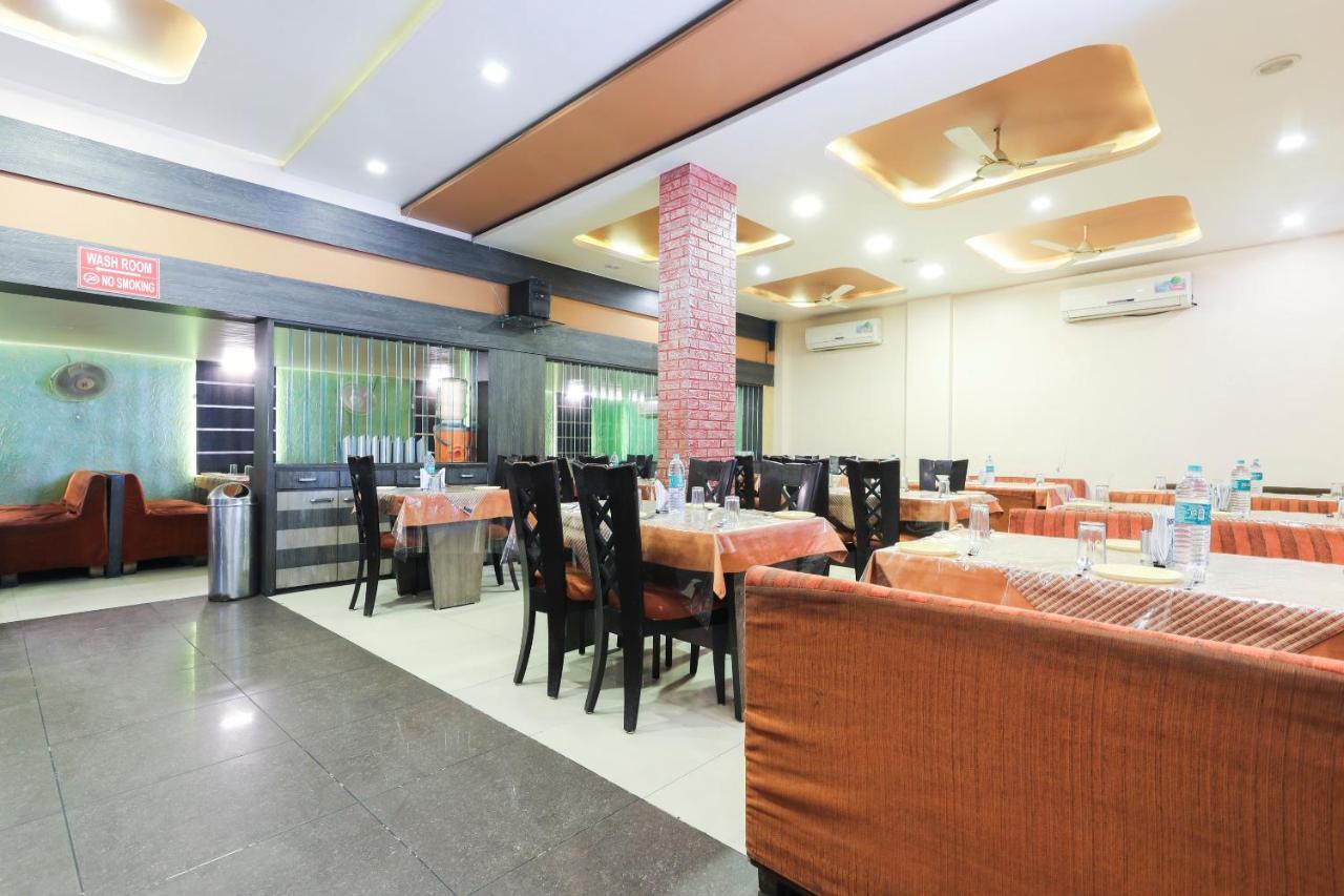 Oyo 3341 Hotel Malwa Country Ιντόρ Εξωτερικό φωτογραφία